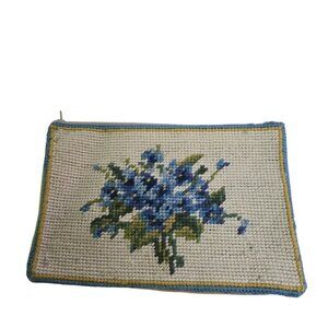 Vintage Needlepoint Zip Pouch Coin Purse 7.5"x5"